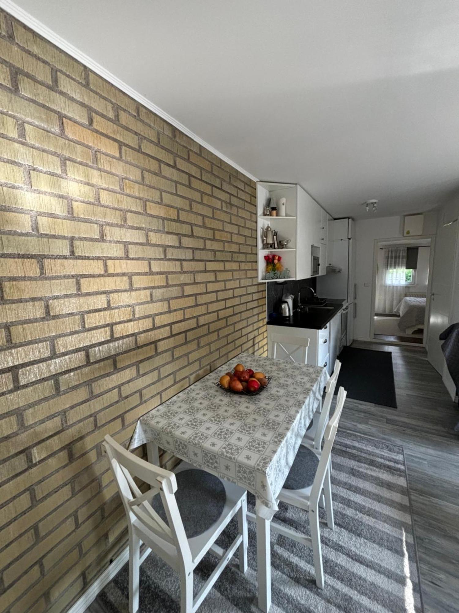 Videdal Apartment 2 Rooms - Own Entrance & Free Parking Малмьо Екстериор снимка