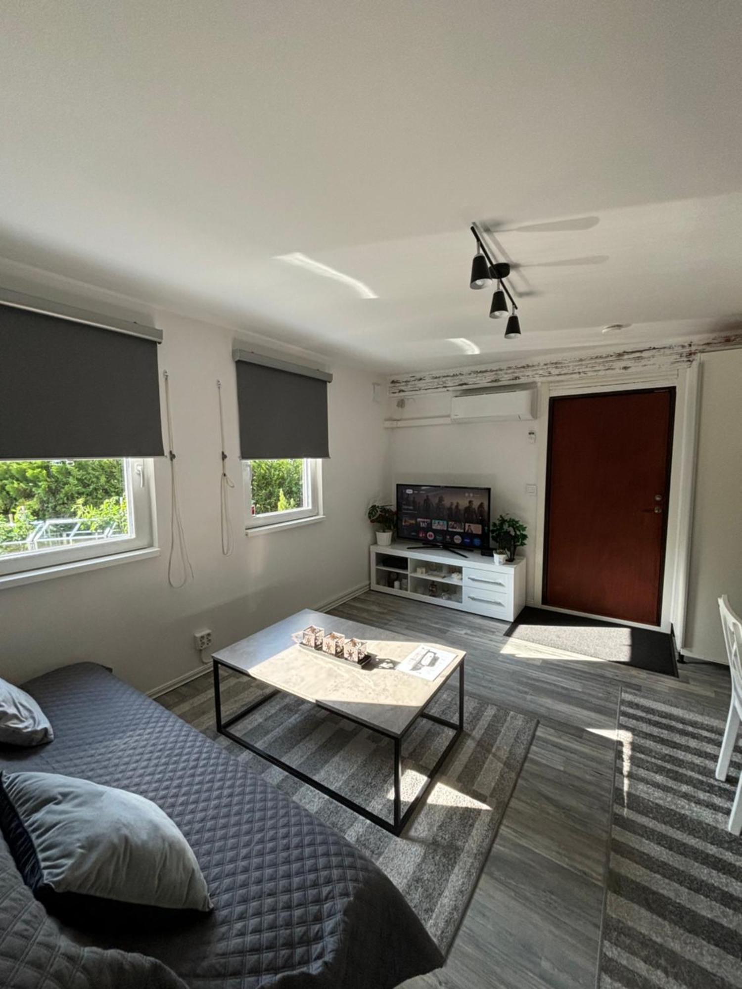 Videdal Apartment 2 Rooms - Own Entrance & Free Parking Малмьо Екстериор снимка